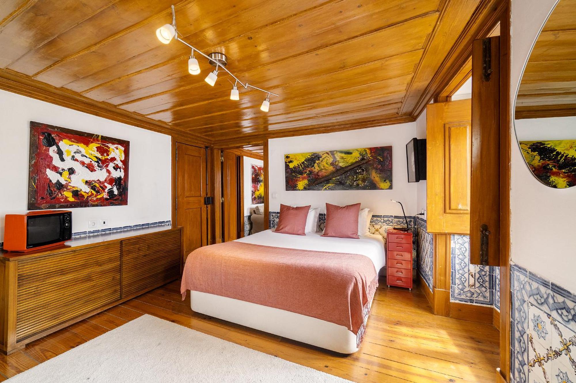 Whome Gem Timeless Elegance And Modern Comfort Lisboa
